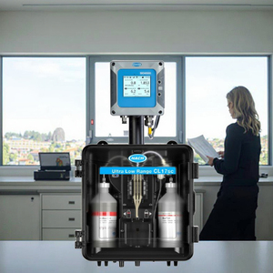 Analyseur de chlore colorimétrique CL17sc à très faible plage de mesure avec kit d'installation sur pied et réactifs pour la chlore totale - Product Image 6