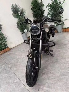 Motocicleta de Gran Venta en 2025 - Qianjiang Shuan 150cc con Inyección de Combustible, Refrigeración por Aire y ABS - Product Image 2