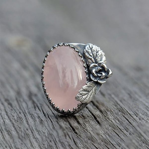 Anello Vintage con Incisioni Floreali e Foglie per Donne, Elegante Stile Botanico, Gioielli alla Moda - Product Image 2