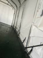 Abri de voiture instantané de luxe durable avec structure en acier, toit arqué imperméable et traité anti-UV pour stationnement extérieur