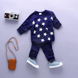 Oferta Especial: Conjunto de Camiseta y Pantalones para Niños a Precio de Lista - Product Image 4
