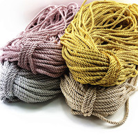 Vente en gros 100M/bundle Corde en polyester torsadée multicolores de 5 mm pour le camping Écologique Imperméable Multifonction Utilisation en extérieur