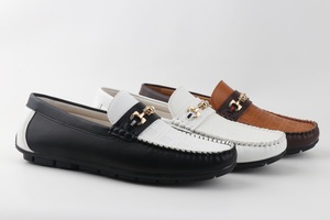 Nuevos Mocasines de Moda para Hombre, Zapatos de Conducir, Mocasines Gommino, Zapatos Planos de Microfibra con Decoración Metálica, Color Combinado - Product Image 3
