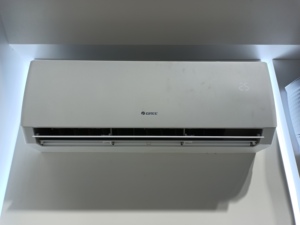 For Split System <b>Air</b> <b>Conditioner</b> 1-4HP Energy-Saving Wall-Mounted With Rotary Compressor Cooling Heating Built-in WiFi Gree <b>Air</b> - Product Image 5