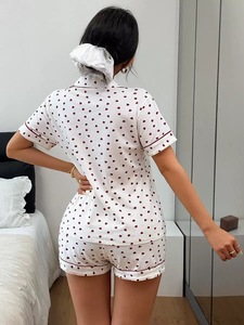 Piyama katun motif hati kancing atas celana pendek, Set piyama katun untuk pakaian tidur wanita, Set piyama elegan tidur lembut - Product Image 5