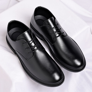 Nuevos Zapatos Formales Casuales de Negocios de Alta Gama para Hombre, Zapatos de Cuero Transpirables de Moda con Aumento de Altura Invisible para Jóvenes Adultos - Product Image 3