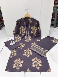 Ensemble Kurti Pant en coton ethnique tendance de style indien pour femmes, non cousu, en soie, avec motif imprimé, pour mariage, fête festive, vente en gros - Product Image 5