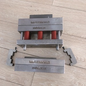 Molde para Rejillas con Perforación Previa para Barra de Torsión, Procesamiento de Aluminio, Motor Totalmente Automático - Product Image 3