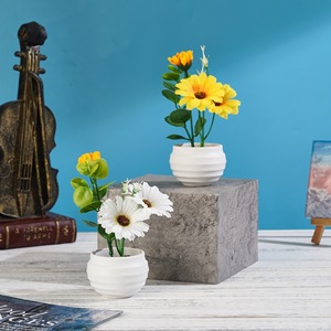FuyuJi Fleurs artificielles en plastique et soie, tournesols et marguerites, pour la décoration de la maison, du bureau, de l'entrée et de la chambre - Product Image 4