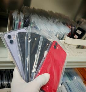 Venta al Por Mayor de <span class=keywords><strong>iPhones</strong></span> Usados Desbloqueados 11 12 14 15 Teléfonos Celulares de Segunda Mano 99% <span class=keywords><strong>Nuevos</strong></span> Móviles Originales de Marca Versión de EE. UU. - Product Image 3