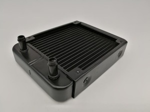 Radiatore di Raffreddamento a Liquido per CPU OLIVER da 120-200 mm - Product Image 3