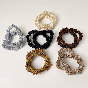 Groothandel Goedkope Europese Stijl Satijn Haar <span class=keywords><strong>Scrunchies</strong></span> Vrouwelijke Elastische Zijden Haarband Stijlvolle Paardenstaart Houder Voor Meisjes Effen Kleur - Product Image 2
