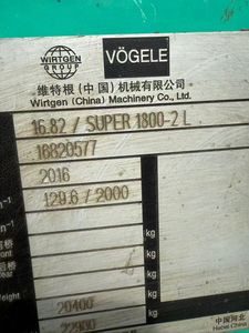 Finitrice per Asfalto Usata di Alta Qualità Originale 1800-2L con Motore Perkins, Capacità 700t/h, Velocità 4.5km/h in Vendita - Product Image 4