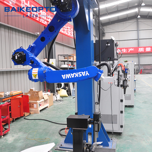 Machine de découpe laser 3D de précision 6000W avec bras robotique Yaskawa à <span class=keywords><strong>6</strong></span> axes, découpeuse laser haute puissance pour métal - Product Image 2
