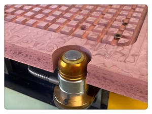 CE認定高精度3軸<span class=keywords><strong>CNC</strong></span>フライス木彫り機3DルーターサーボモーターATCストレートツールチェンジャーNCスタジオ - Product Image 2