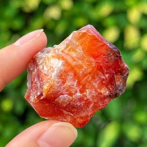 Venta al por Mayor de Piedra de Ágata Roja Natural Ecológica, Cristal en Bruto de Forma Irregular, Hecho a Mano para Manualidades, Regalos, Decoración del Hogar y Feng Shui - Product Image 1