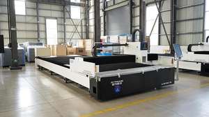 Hot Sale Lazer Cortador 1500w 3000w 6000w Fibra <span class=keywords><strong>Laser</strong></span> Máquina De Corte Preço para Folha De Metal Com Refrigerador De Água - Product Image 3