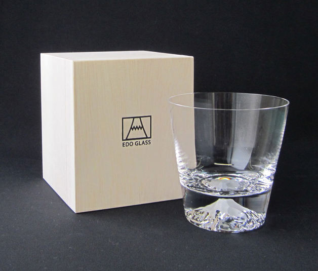 TG15-015-R Mt. Fuji Rock Glass