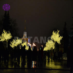 Arbre de cerisier artificiel avec éclairage LED pour la décoration de parcs, jardins et scènes de mariage en extérieur, ambiance romantique garantie - Product Image 4