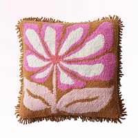 Housse de coussin en tricot à franges tuftées Bubblegum Daisy, unie, antistatique, personnalisable, design nordique moderne, mignonne, pour la maison