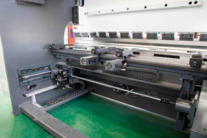 Système DA66T 125T2500 6 + 1 axes et puissance du moteur principal 7.5kw CNC presse plieuse hydraulique - Product Image 3