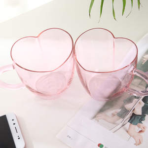 Sevimli pembe kalp şeklinde cam bardak yılbaşı hediyeleri içecek fincan yaratıcı kahve kupa özel logo benzersiz bardak - Product Image 6