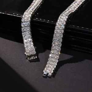 Glamoroso Collar de Tenis de Moissanita en Plata 925 con Corte Brillante Redondo, Elegante Joyería para Bodas y Fiestas, Regalo para Eventos con Estilo - Product Image 3