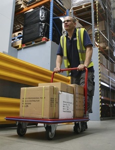 Carrito de empuje plegable de 660 libras, plataforma de mano con ruedas giratorias de 360 grados, carrito grande y plegable de alta resistencia - Product Image 5