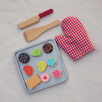 Ensemble de moules à biscuits au sucre en bois Faire semblant de biscuits et de plaque à pâtisserie Ensemble de cuisson de jouets en bois
