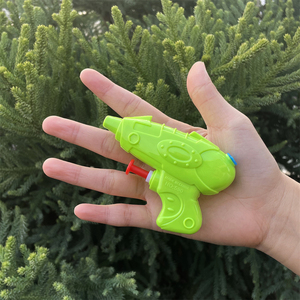Mini <span class=keywords><strong>pistolet</strong></span> <span class=keywords><strong>à</strong></span> <span class=keywords><strong>eau</strong></span> de couleur unie pour enfants classique unisexe Vente en gros prix inférieur pas cher en vrac - Product Image 4