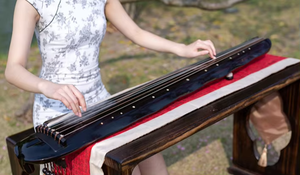 Old Fir Wood Guqin High-grade Guqin Play Guqin Pure Raw Paint Tone Soft Pier Heavy - Product Image 3