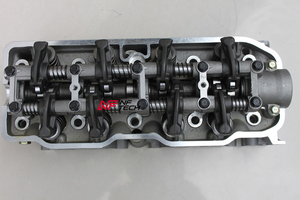 MD099086适用于三菱L200 L300小巴战车Grandis Expo 2.0L 8气门发动机4G63气缸盖总成MD188956 - Product Image 2