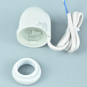 Suministro directo de fábrica Actuador de <span class=keywords><strong>calefacción</strong></span> eléctrica moderna PC Válvula solenoide normalmente cerrada 220V Sistemas de <span class=keywords><strong>calefacción</strong></span> de piso Agua - Product Image 3