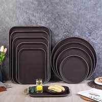 Plateau rectangulaire en plastique PP antidérapant décoratif moderne, plateau pour la restauration rapide, plateau de service rond élégant multifonctionnel