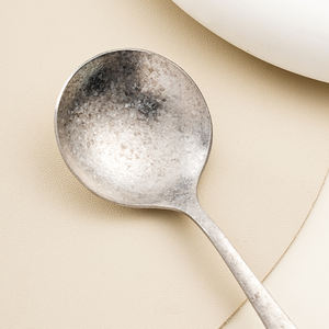 Cuillère moderne en titane pur avec manche long plaqué argent, antibactérienne à 99,9 %, résistante à la chaleur, durable et compatible lave-vaisselle - Product Image 5