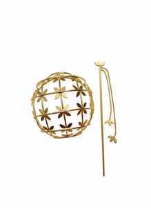 Cage à chignon florale dorée avec épingle |   Bijoux de mariée |   Accessoire pour chignon de mariage et de fête - Product Image 6