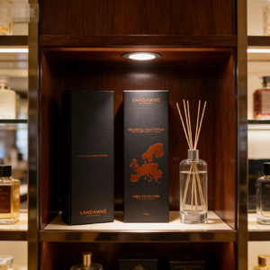 Boîte rigide personnalisée écologique et recyclable avec logo doré, base noire premium, vide, avec couvercle, pour diffuseur de parfum et diffuseur à bâtonnets - Product Image 4