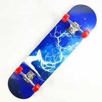 Offre Spéciale scooter à quatre roues adulte et enfants Maple adolescents débutant dessin animé twin Skateboard