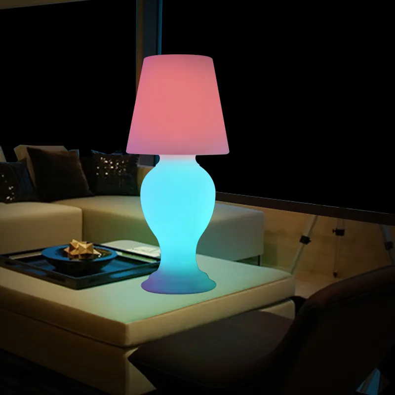 Il design di lusso per la casa ha illuminato le lampade da tavolo moderne rgb intelligenti portatili