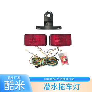 Kit de feux arrière universels 12V à LED avec lentille rouge, submersibles, pour camping-cars, camions, yachts, modernisation et amélioration - Product Image 2