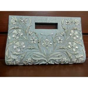 กระเป๋าคลัทช์แฟชั่นสุดหรูสำหรับผู้หญิง zari แบบกึ่งอัญมณีประดับด้วยลูกปัดหินไข่มุกประดับด้วยซิปของตกแต่งผ้าใบใหม่ที่ดีที่สุด - Product Image 5