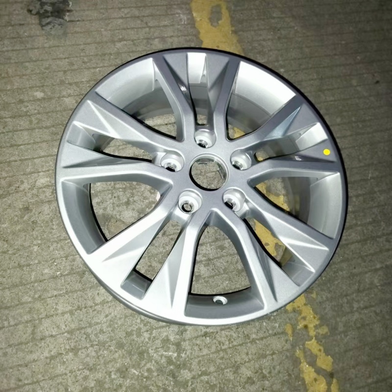 Aluminium Alloy Steel Rim Wheels Are Suitable for Wuling Baojun 730 16 Inches Aluminum Wheel Auto Parts Image 4
