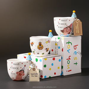Tazza in Ceramica Personalizzata con Decorazione a Cappello da Festa, Design Cartoon, Tazza per Caffè e Tè con Confezione Regalo per Bambini e Amici - Product Image 5