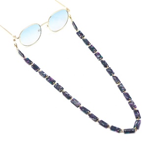 Vente en gros de grandes chaînes ambrées style rétro pour <span class=keywords><strong>lunettes</strong></span> femmes <span class=keywords><strong>tendance</strong></span> <span class=keywords><strong>lunettes</strong></span> personnalisées chaîne de <span class=keywords><strong>lunettes</strong></span> - Product Image 6