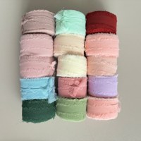 Ruban en Soie Mousseline de Luxe 30mm Fait Main avec Franges et Bords Effilochés, Idéal pour Emballage Floral, Décoration de Boîtes Cadeaux et Décoration de Mariage