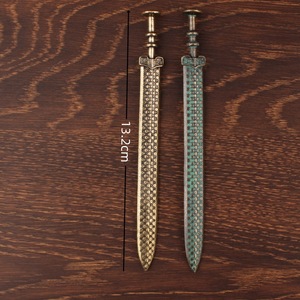 Espada Yue King, Adorno de Latón, Estilo Chino, Modelo de Arma Decorativa, Decoración para el Hogar, Regalo, Recuerdo, Adorno de Mesa - Product Image 4