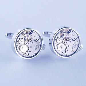 <span class=keywords><strong>Gemelli</strong></span> Eleganti Color <span class=keywords><strong>Argento</strong></span> di Alta Gamma per <span class=keywords><strong>Uomo</strong></span>, Stampati <span class=keywords><strong>in</strong></span> 3D con Incisione, per Camicie da <span class=keywords><strong>Uomo</strong></span>, con Movimento a Orologio Incastonato - Product Image 3