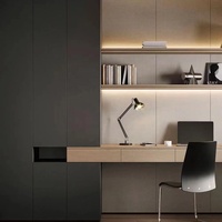 Système de rangement moderne en bois massif sur mesure pour dressing et armoire, avec design écologique et garantie de 5 ans