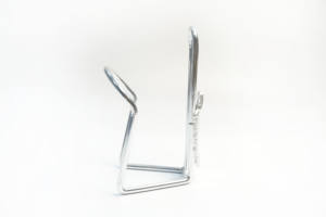 YT vendita all'ingrosso Off-Road portabottiglie in lega T-27 CNC | Dimensioni e colori personalizzati | 68g luce | 70mm presa sicura parti ciclismo - Product Image 2