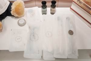 Un ensemble d'articles de toilette jetables spécialement conçu pour les hôtels réguliers - Product Image 4